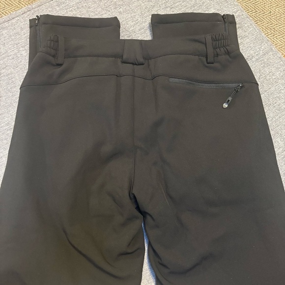 Northbound Gear Women's High Waist V2 "Adventure" Water Resistant soft shell - Picture 10 of 11